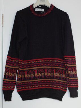 Curienti handicrafts Unisex 100% alpaca Black  sweater Pullover Size: M